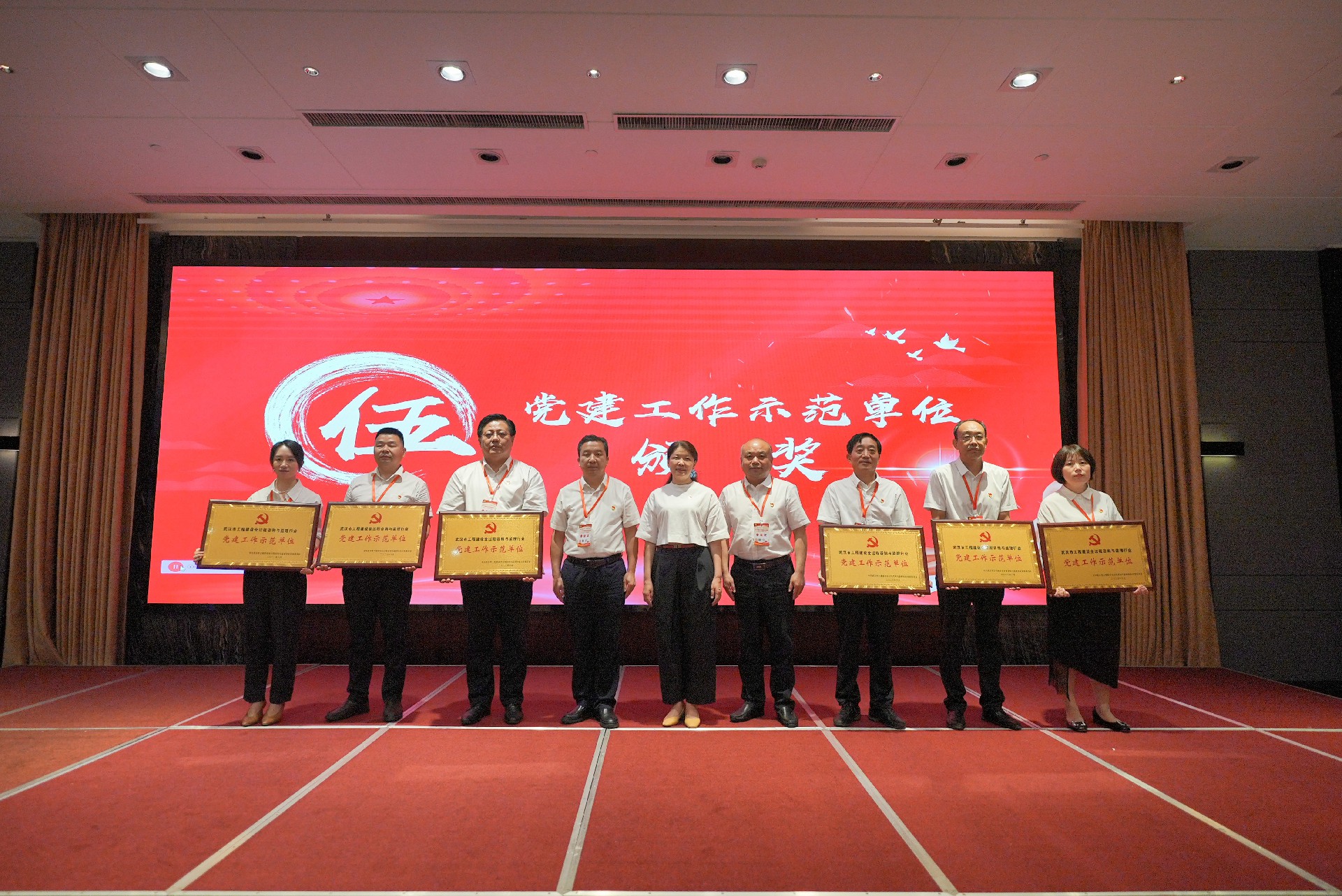 ���Ź����217��(�й���)����