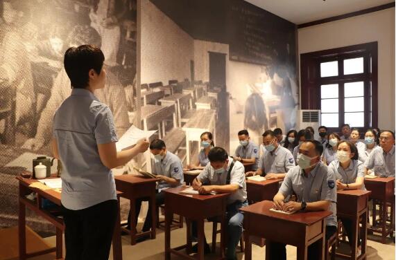 ���Ź����217��(�й���)����